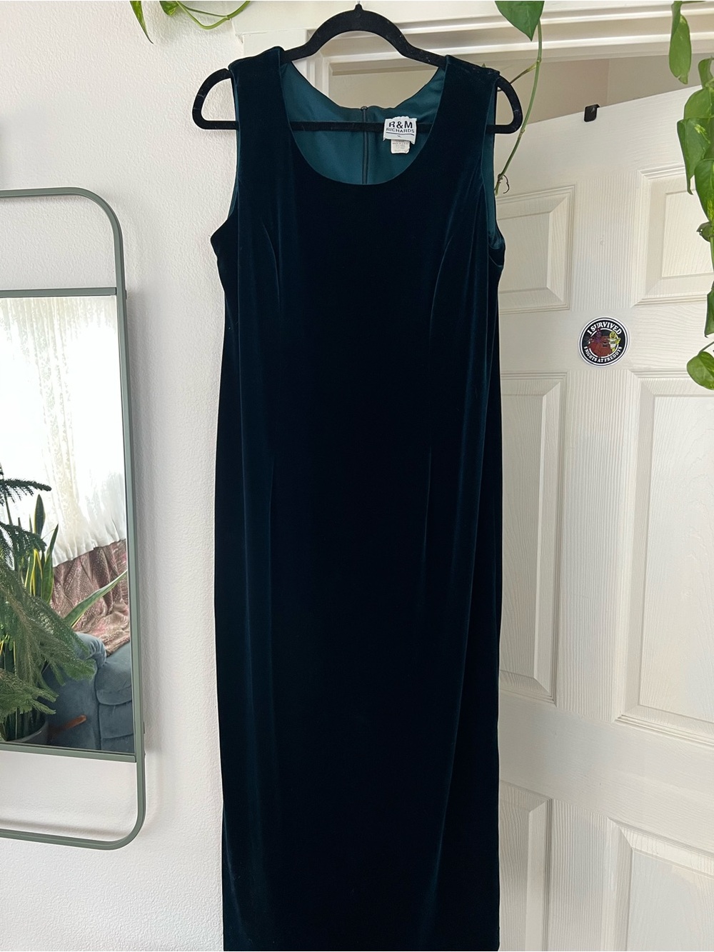 Women’s Vintage Velvet Ocean Blue Dress - Size 14